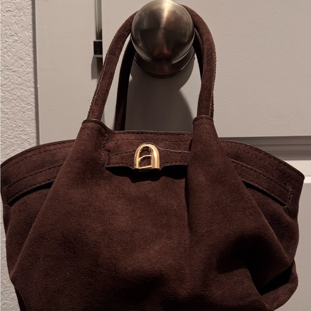 Source Unknown Brown Suede Tote